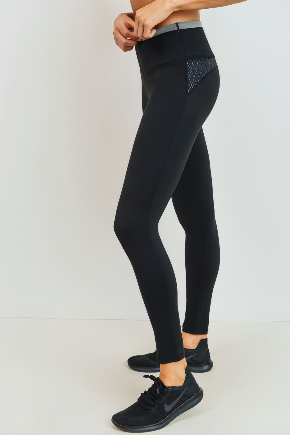 Diamond Jacquard Block Highwaist Leggings - Allure SocietyActivewear Pants