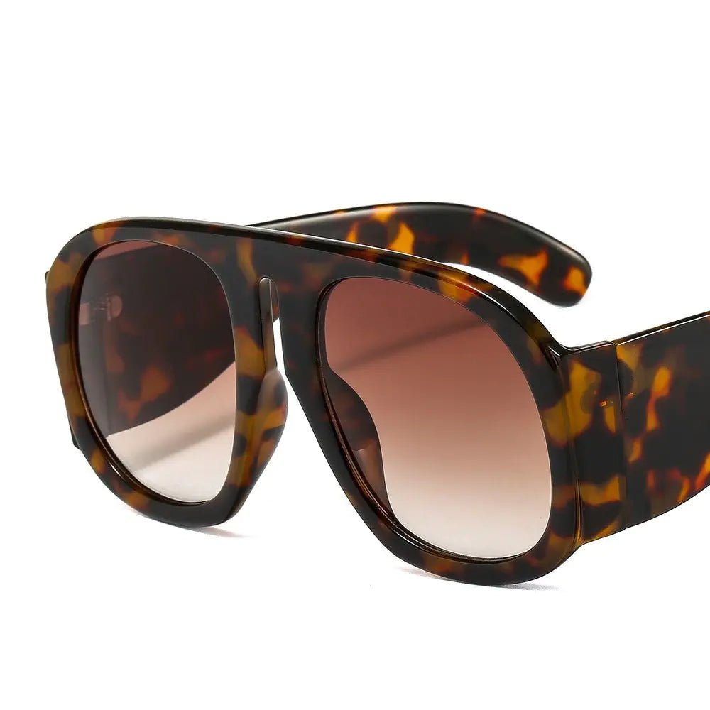 Round Thick Frame Jag Sunglasses - Allure SocietyUV Sunglasses