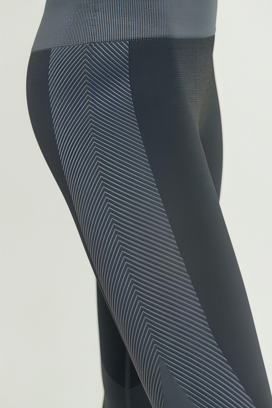 Track Seamless Highwaist Leggings - Allure SocietyActivewear Pants